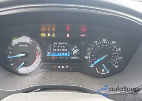 2019 Ford Fusion S z USA, uszkodzony, nr VIN 3FA6P0G71KR126921